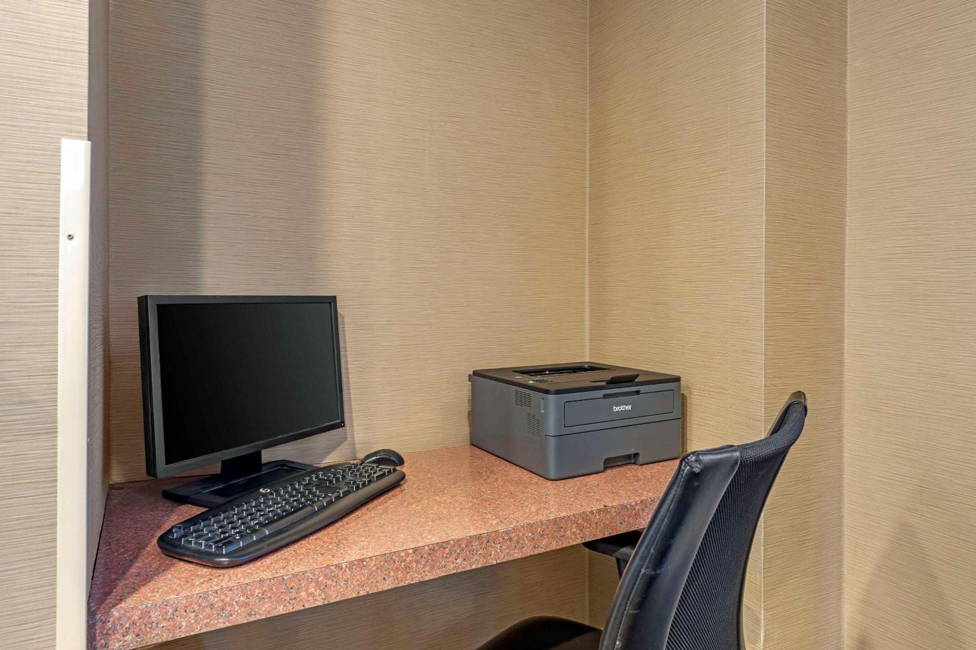 Comfort Inn Lathrop Stockton Airport Exterior foto